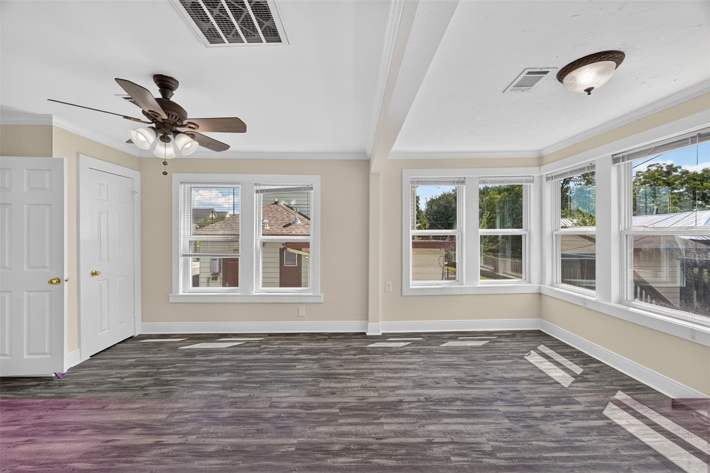 210 W 13th Street - Photo 13