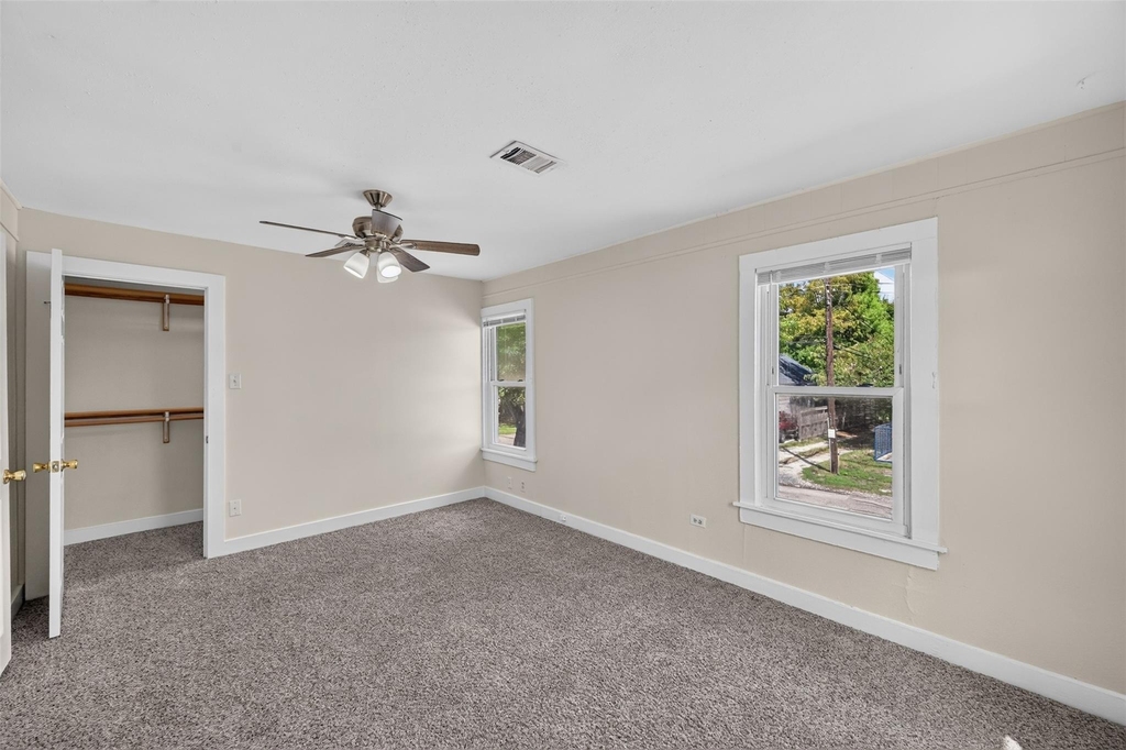 210 W 13th Street - Photo 23