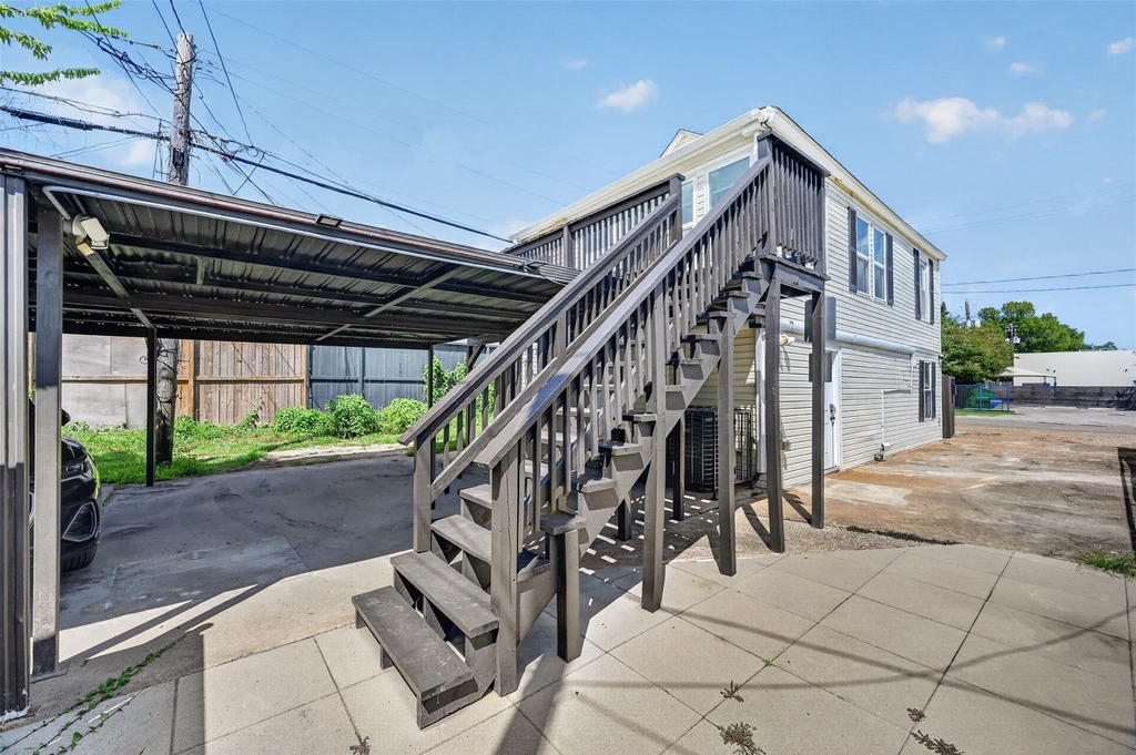 210 W 13th Street - Photo 34