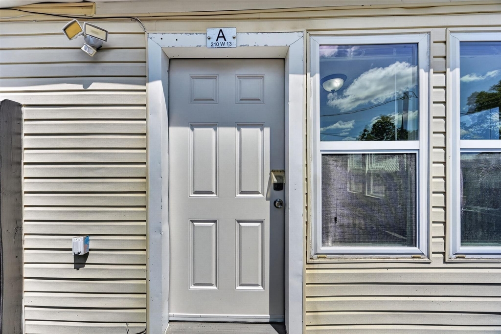210 W 13th Street - Photo 8