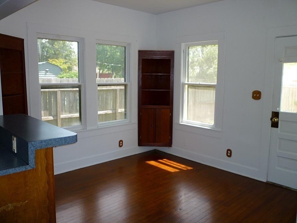 316 S Nugent Street - Photo 9