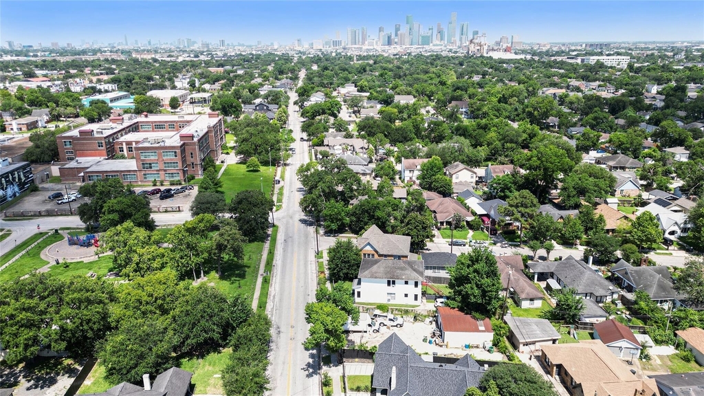 5121 Polk Street - Photo 16