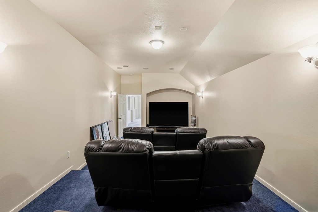 3023 London Lane - Photo 35