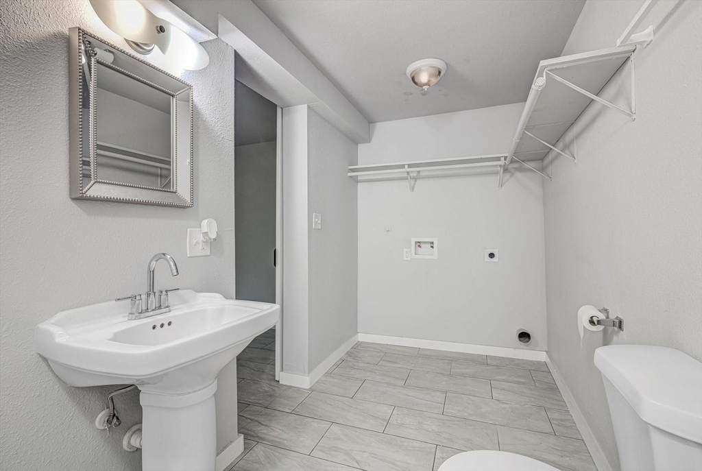 1708 19th St Street - Photo 12