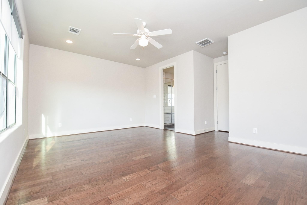 3315 Cline Street - Photo 33