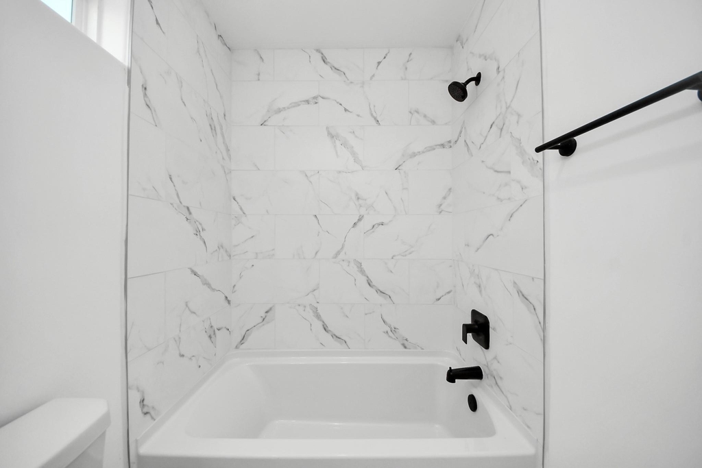 8021 Birmingham Street - Photo 13