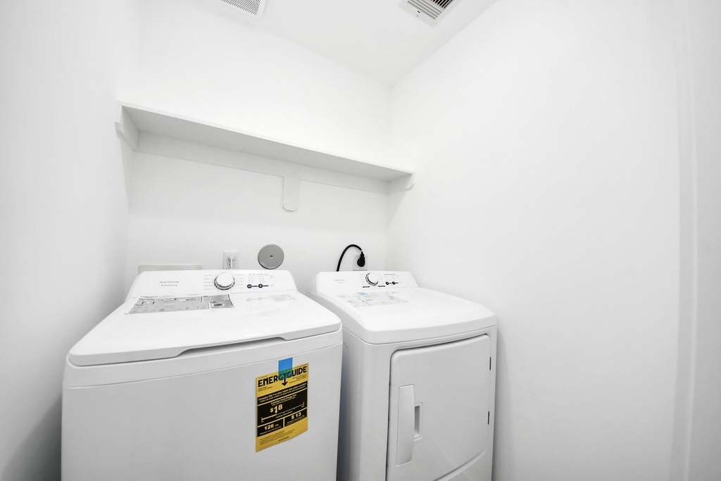 8021 Birmingham Street - Photo 20