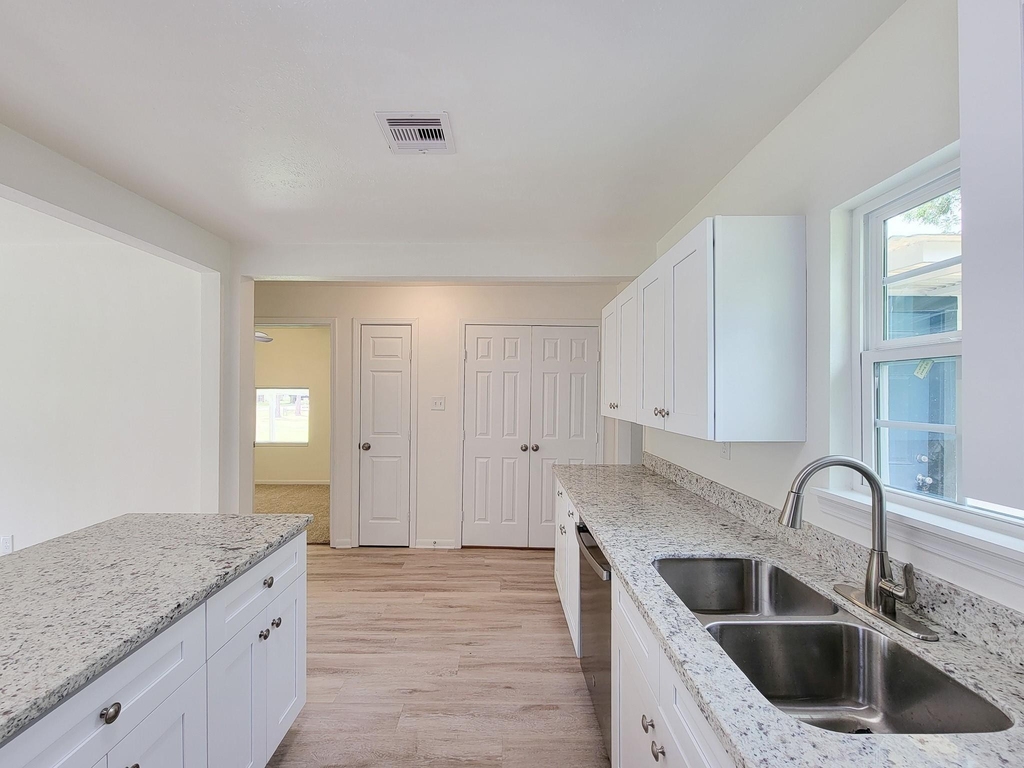 725 Cahill Road - Photo 9