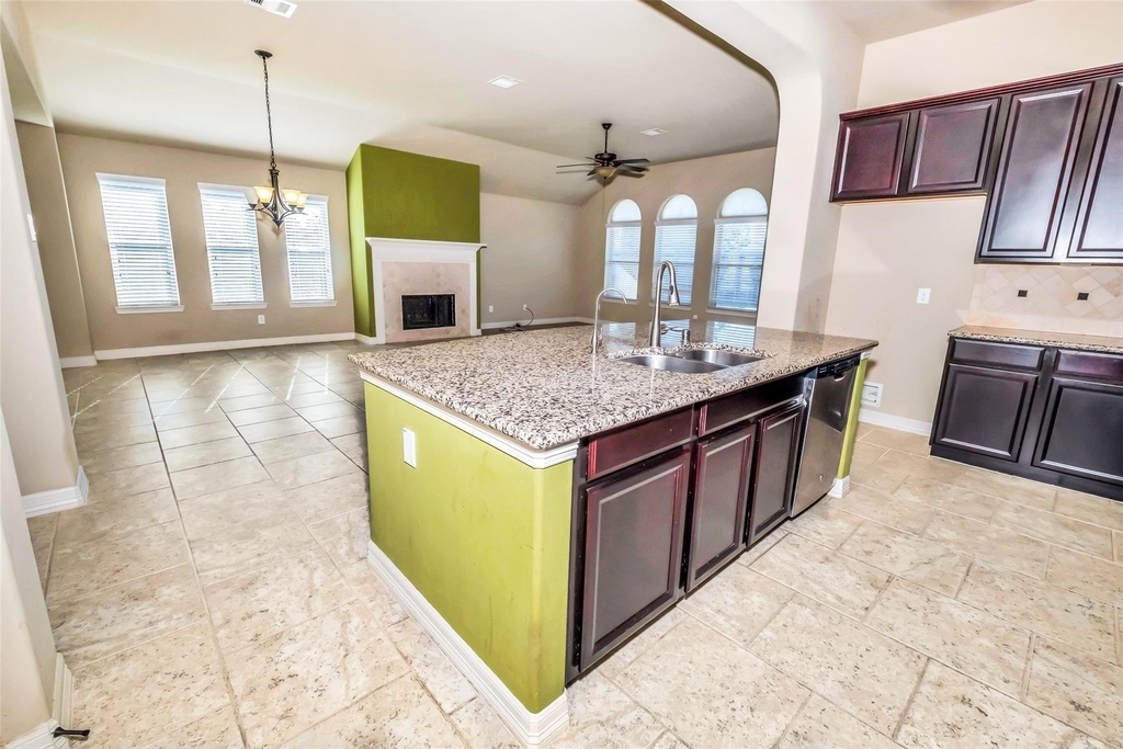 3207 Gibbons Crest Lane - Photo 12