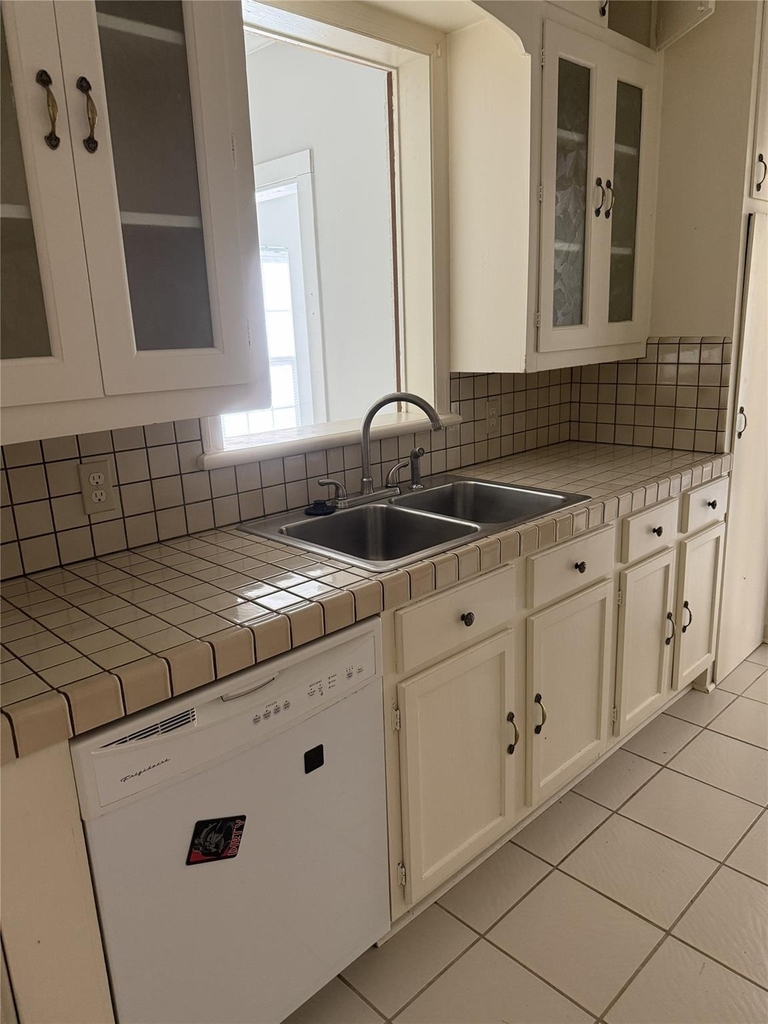 1317 Sneed Drive - Photo 8