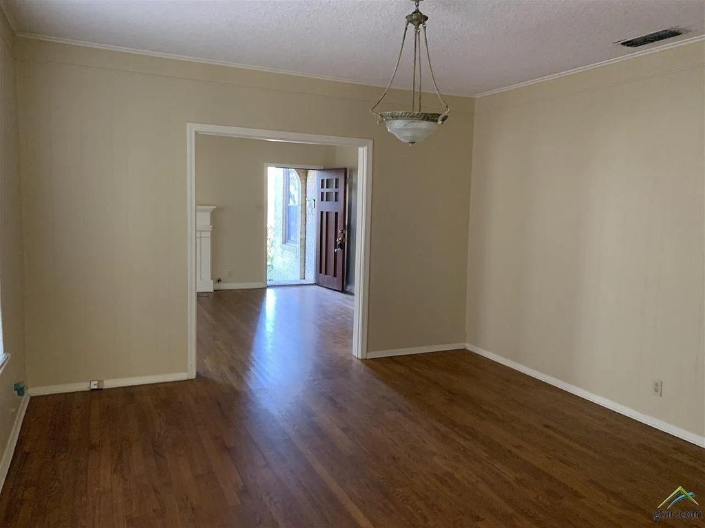 1317 Sneed Drive - Photo 6