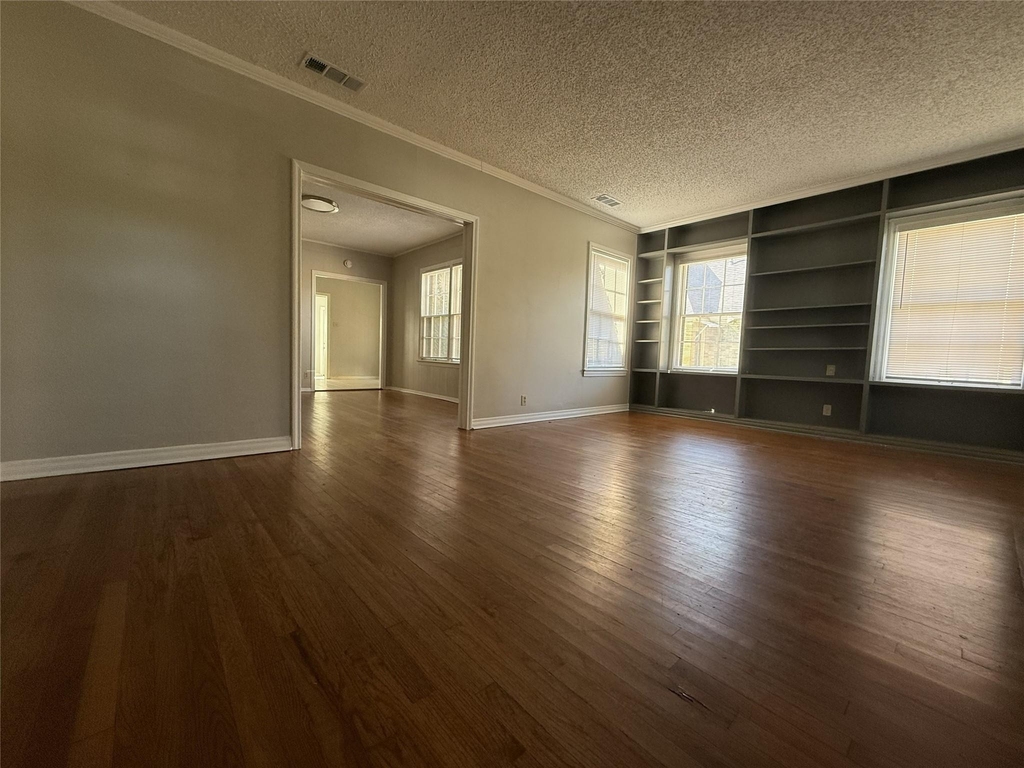 1317 Sneed Drive - Photo 2