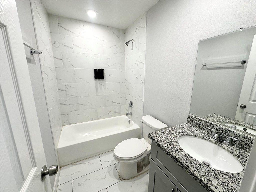 8215 Crestview Drive - Photo 17