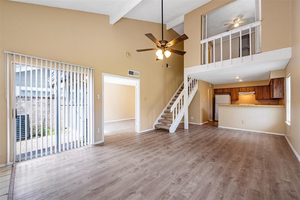 6315 Cattails Lane - Photo 3