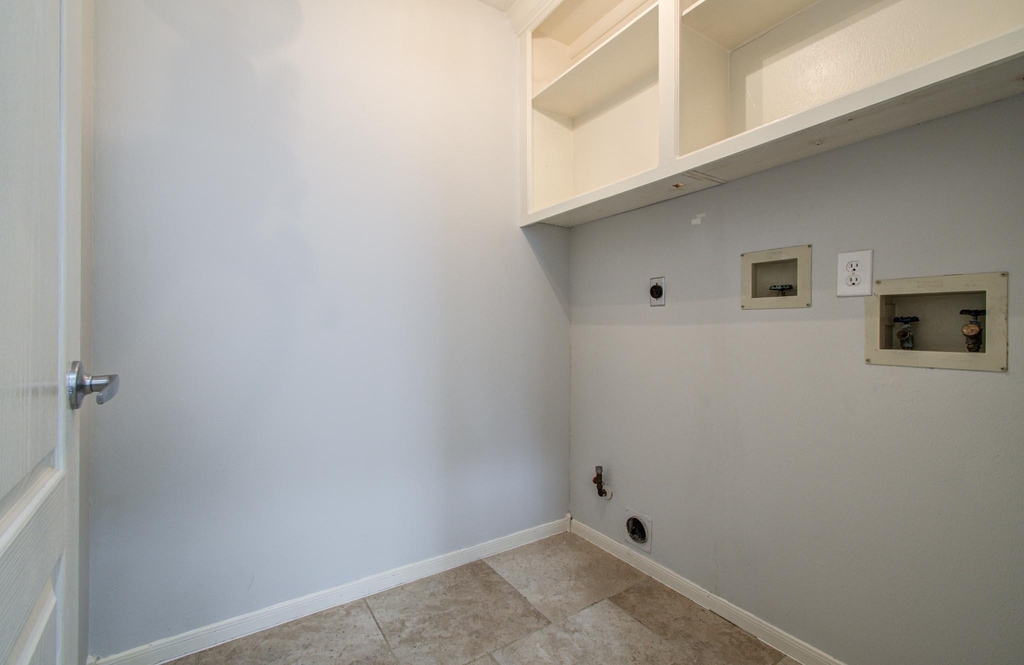 1311 Hopkins Park Drive - Photo 20