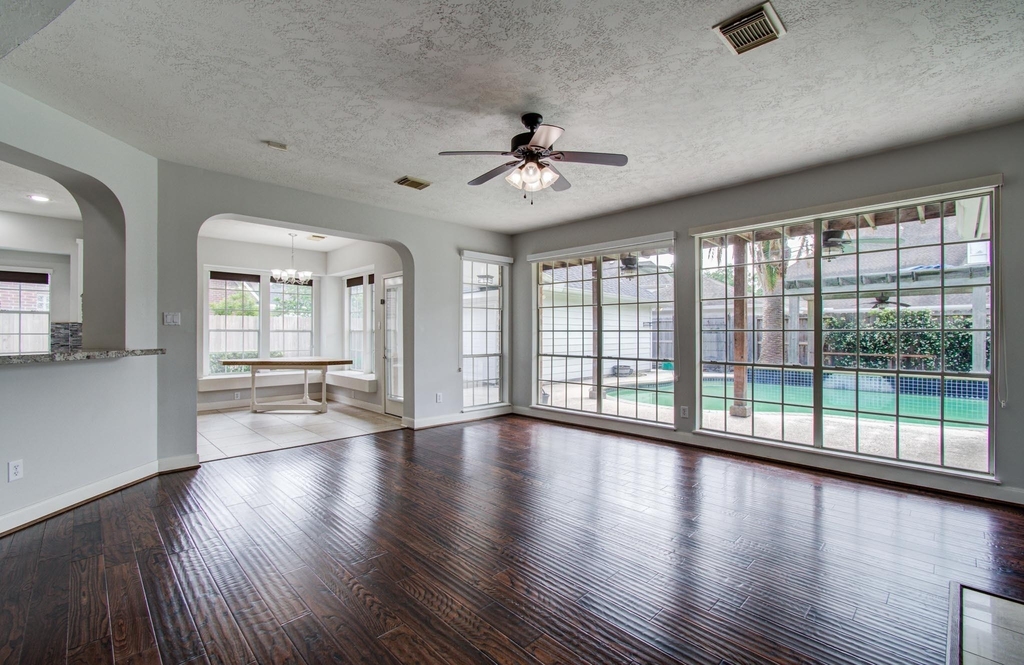 1311 Hopkins Park Drive - Photo 7