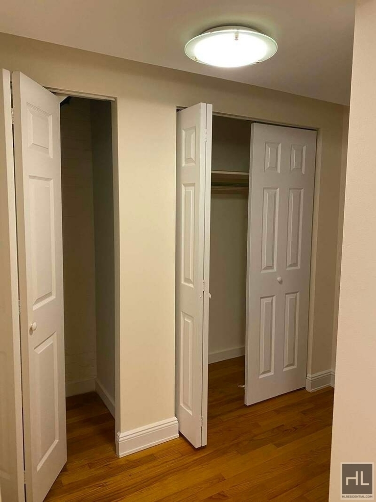 East 83 Street - Photo 1