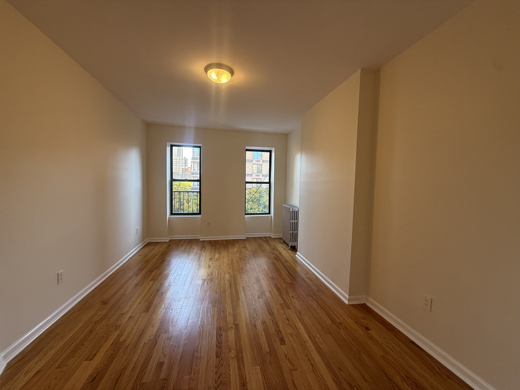 1631 2nd Avenue - Photo 0