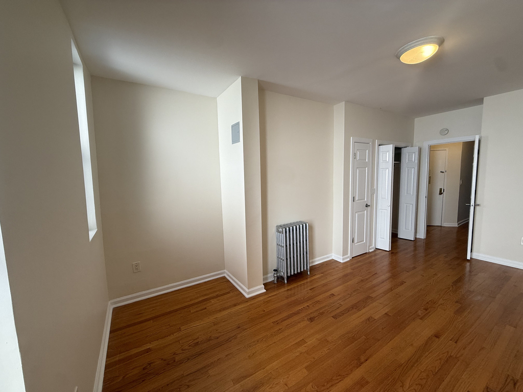 1631 2nd Avenue - Photo 9