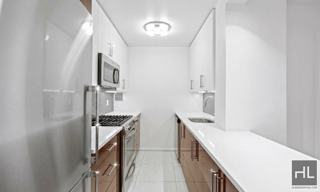 West 58th Street - Photo 2