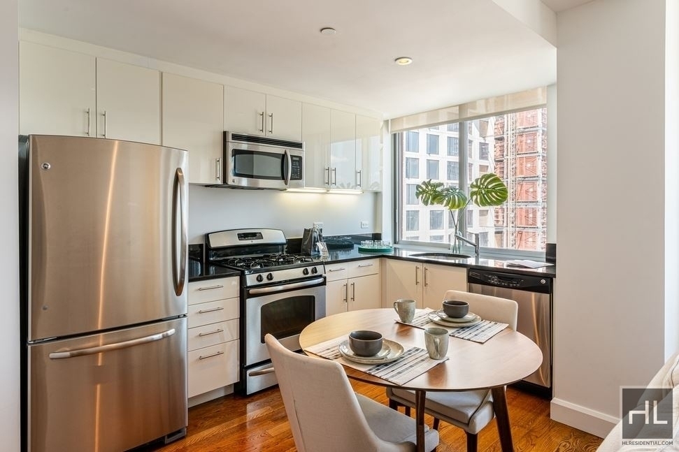 Schermerhorn Street - Photo 1