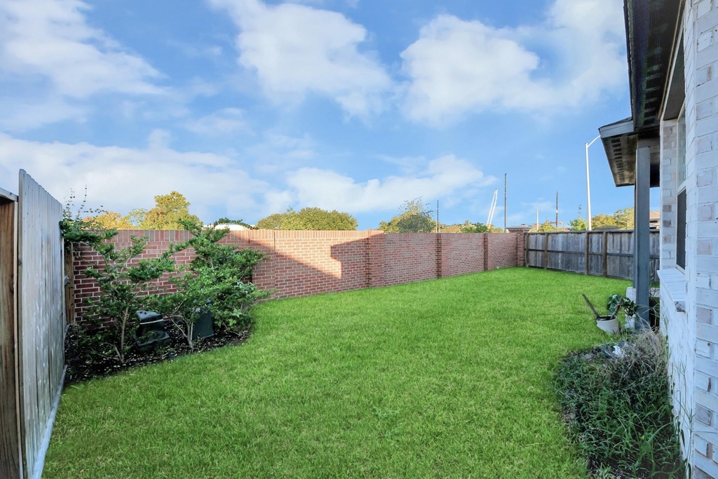 4251 Colony Lane - Photo 40