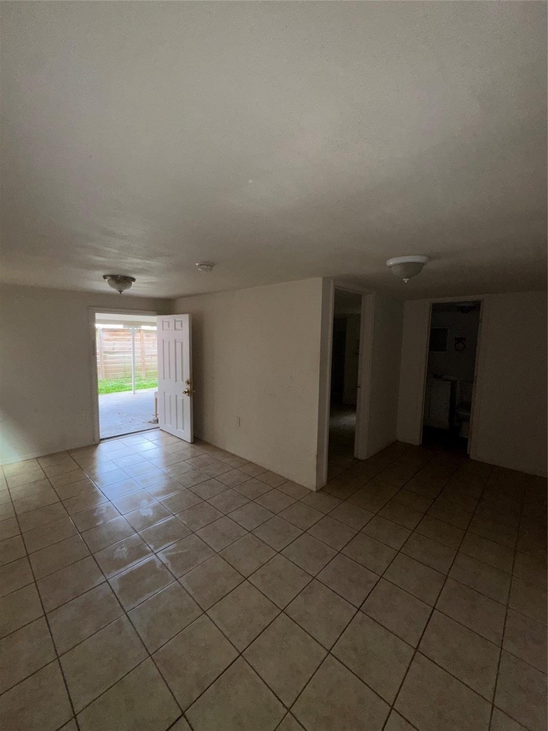 2501 Truxillo Street - Photo 1
