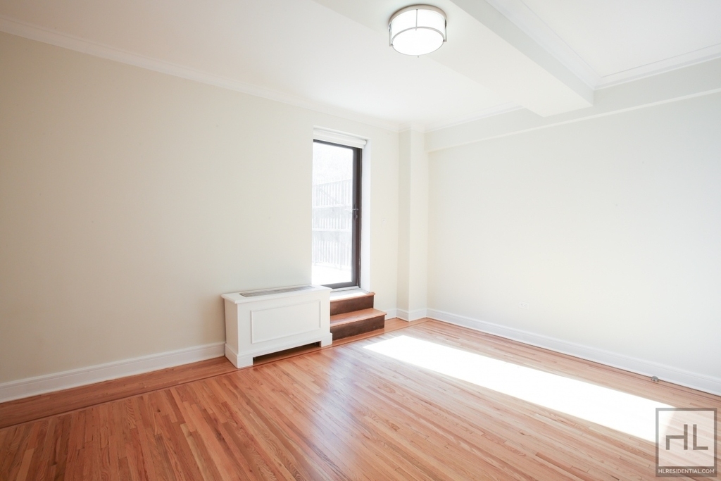 West 70th Street - Photo 1