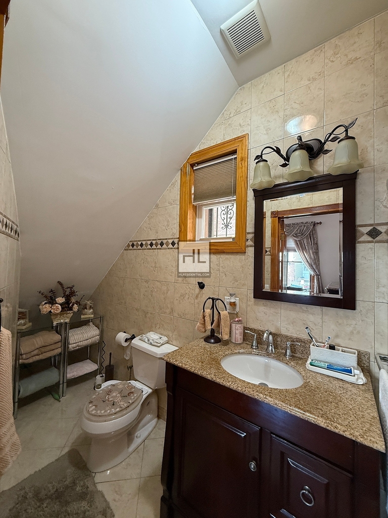 East 51 Street - Photo 29