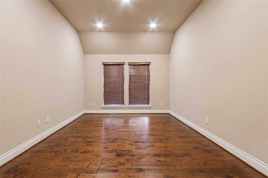 27111 Hardwick Hills Lane - Photo 11