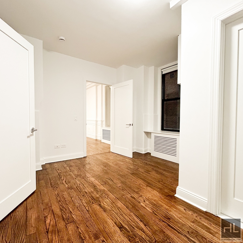 West 58th Street - Photo 2