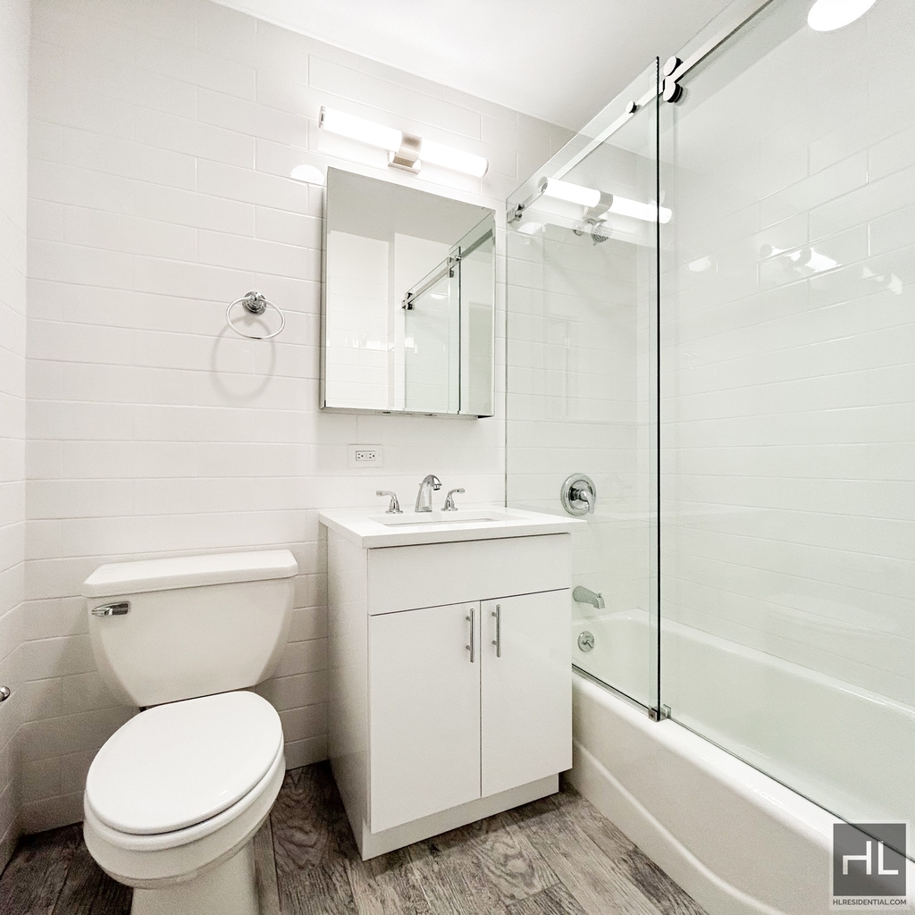 West 58th Street - Photo 3