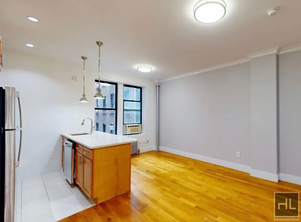 West 110th Street - Photo 2