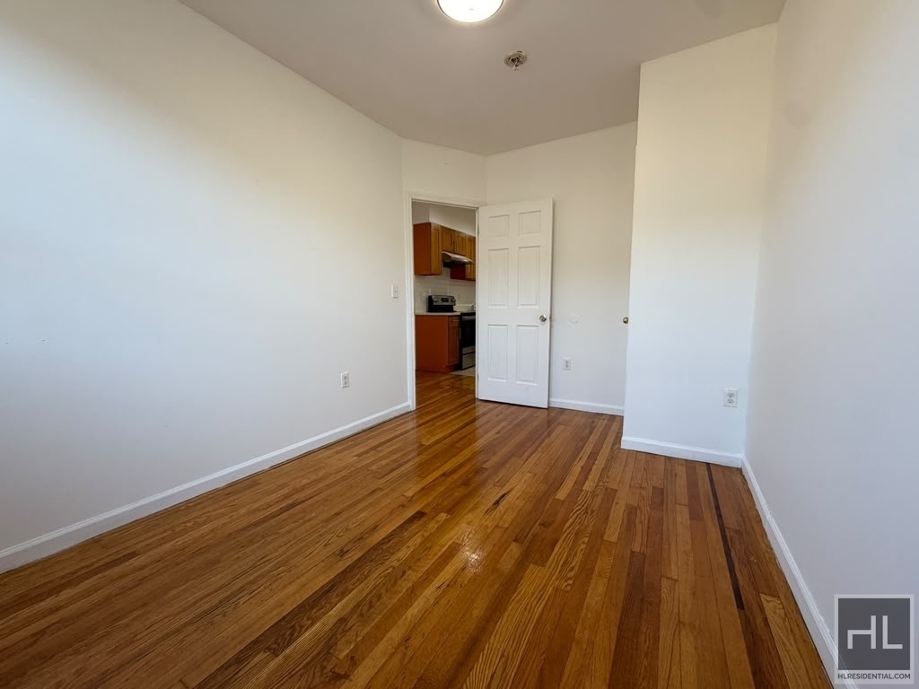 Madison Street - Photo 1