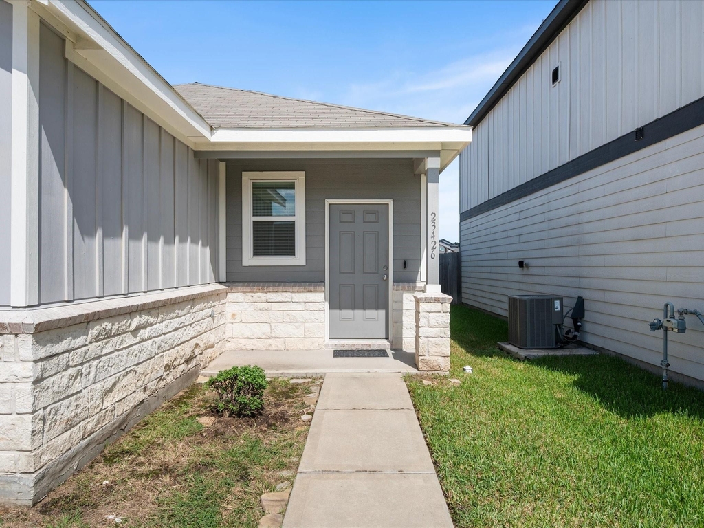 23426 Wrexham Street - Photo 6