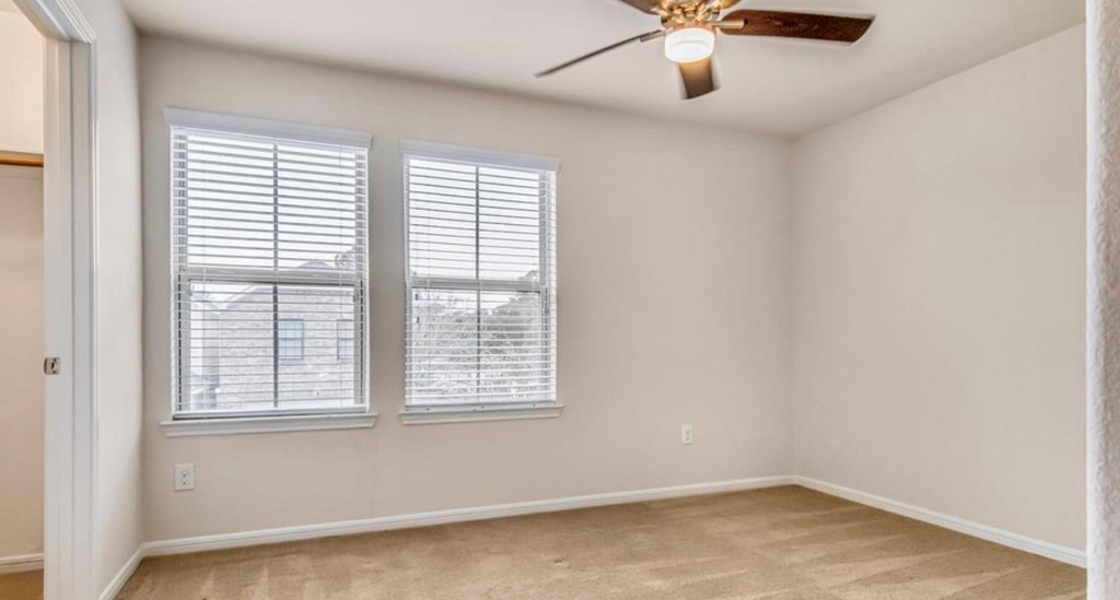 13530 Vista De Oro Street - Photo 18