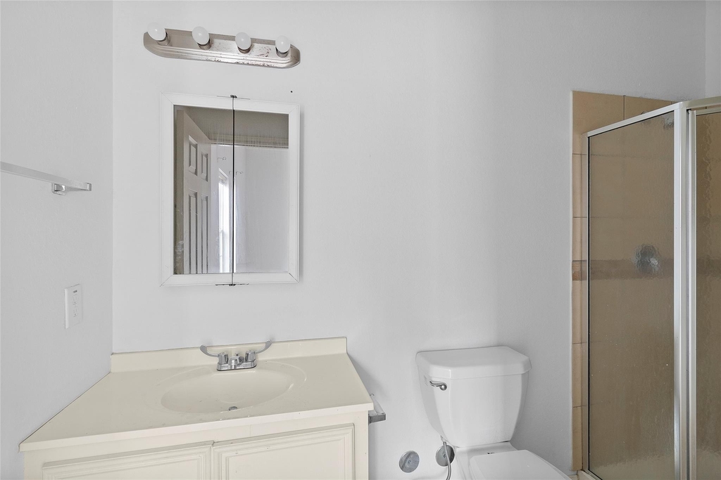 409 Beto St - Photo 8