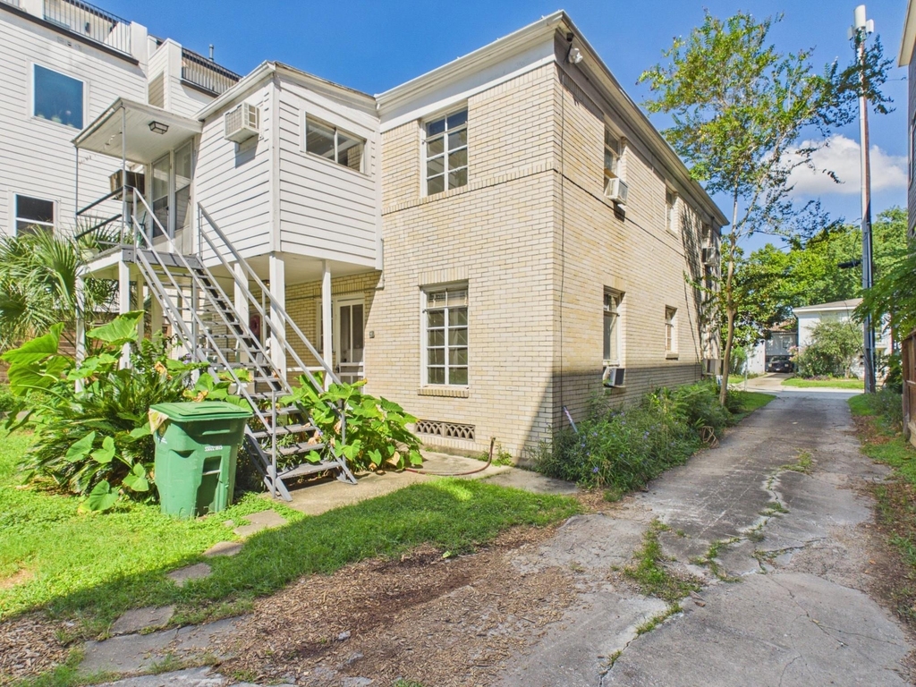 1823 W Main Street - Photo 18
