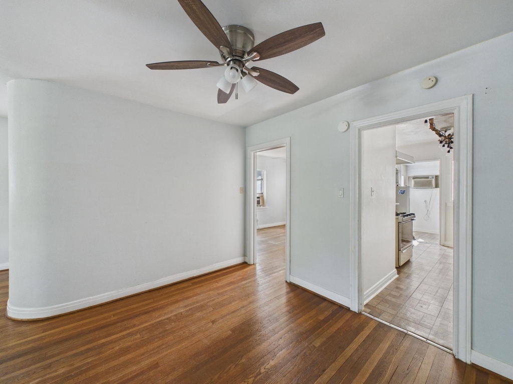 1823 W Main Street - Photo 7
