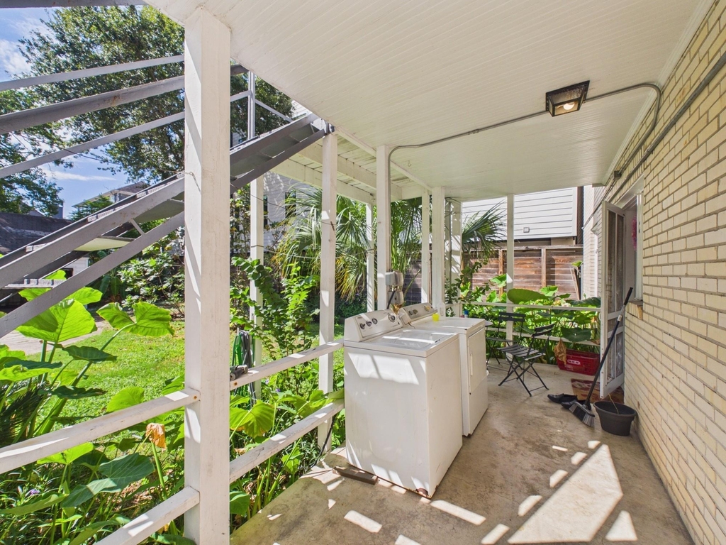 1823 W Main Street - Photo 22
