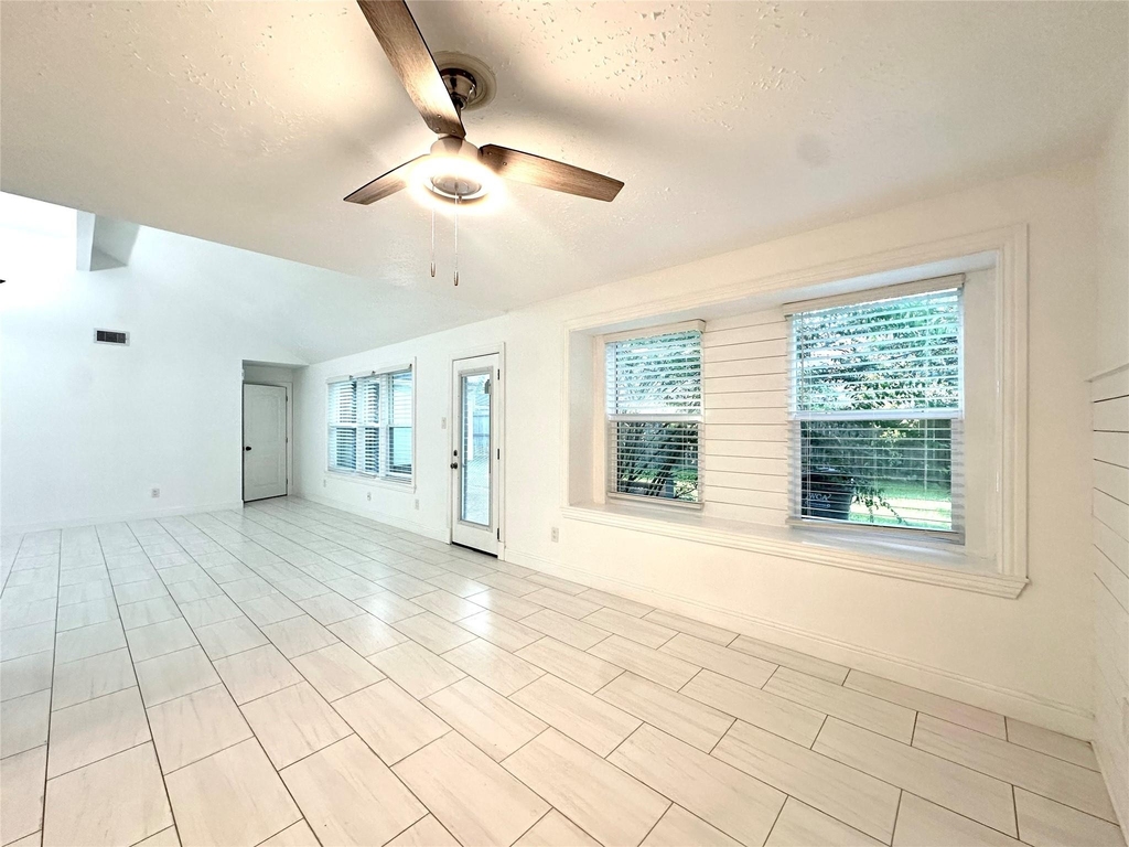 3411 Cannon Ridge Drive - Photo 3