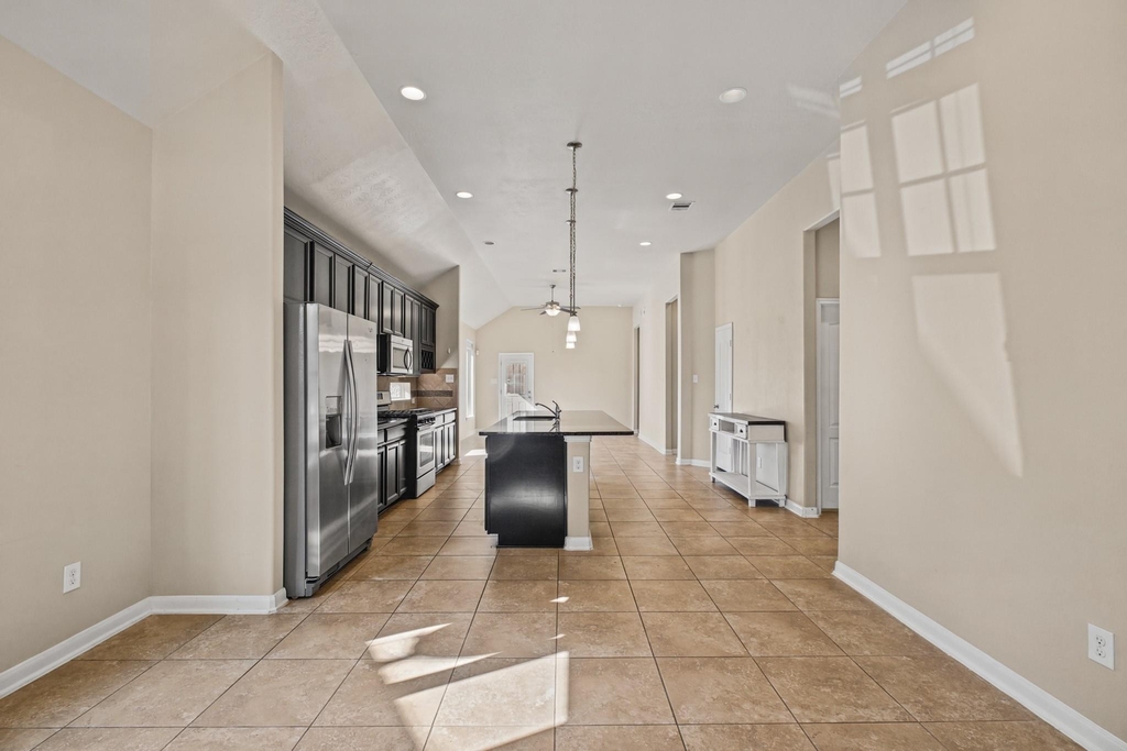 20723 Waterfall Rain Court - Photo 8