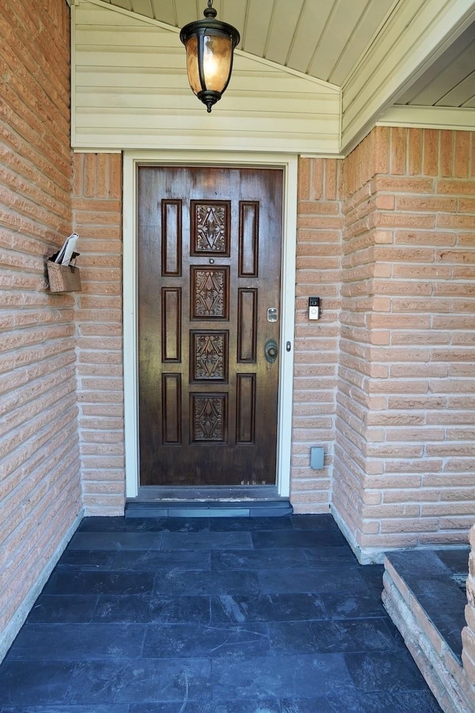 5715 Portal Drive - Photo 2