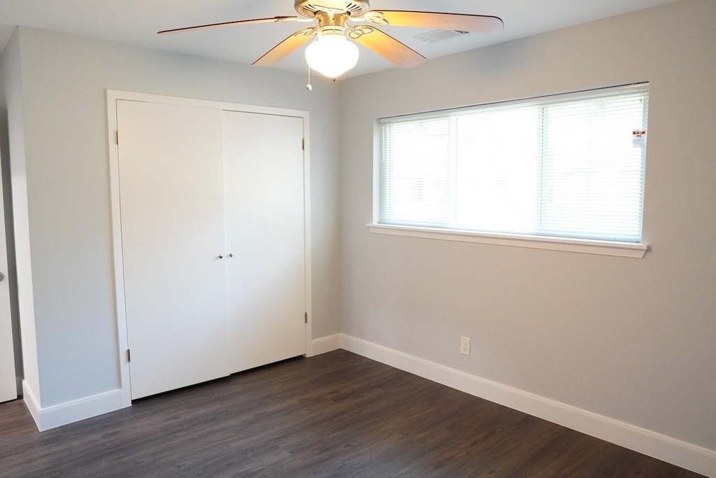 5715 Portal Drive - Photo 10