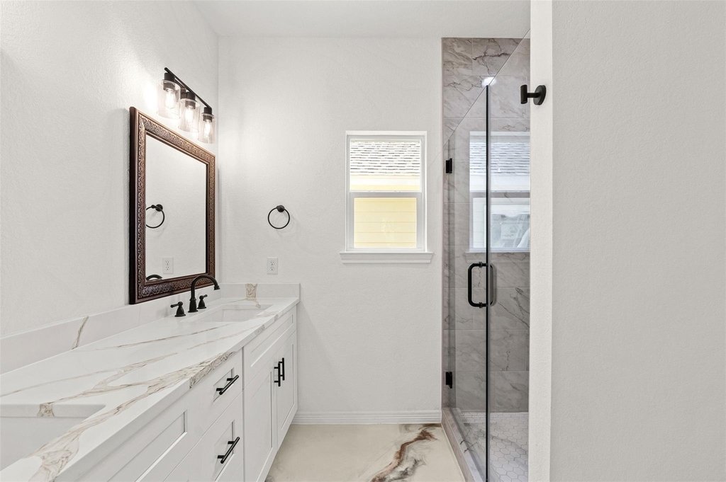 16736 E Ivanhoe - Photo 2