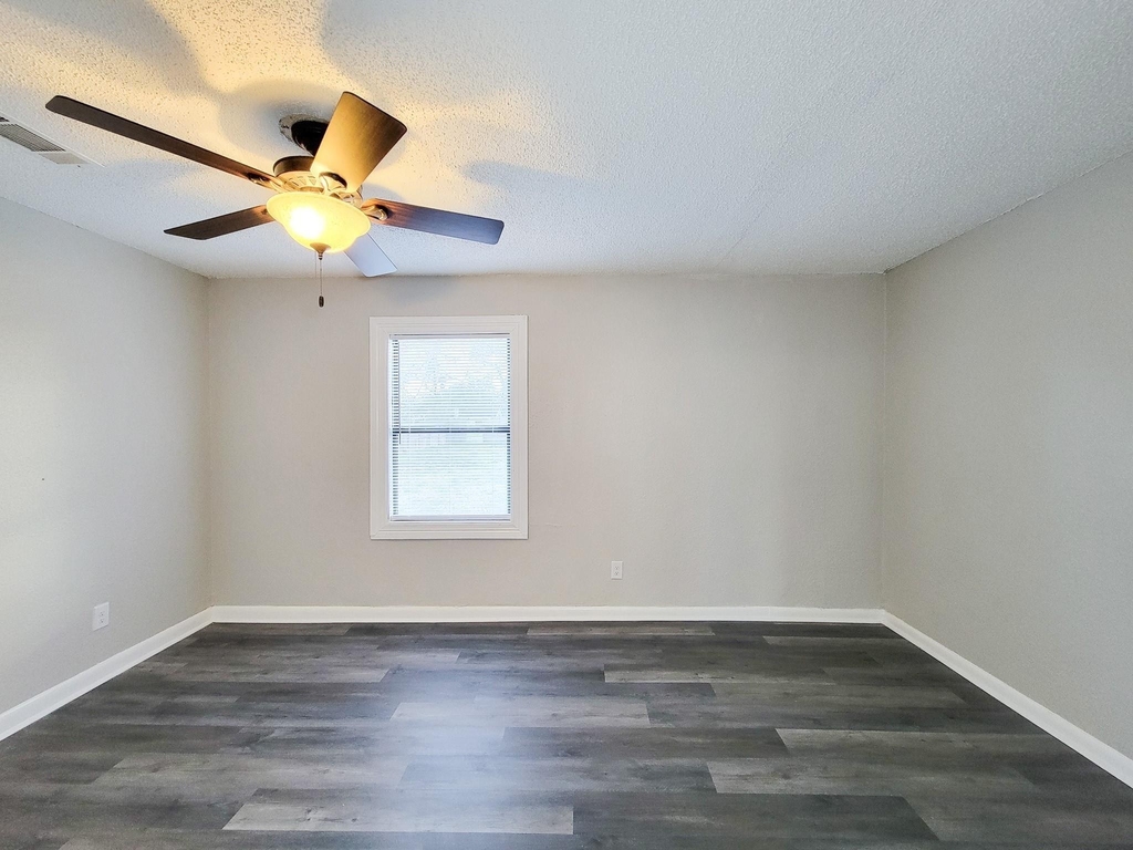 4817 Lawndale Street - Photo 13