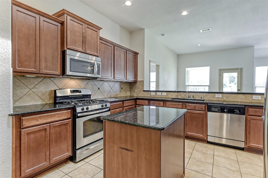 25522 Marmite Drive - Photo 5