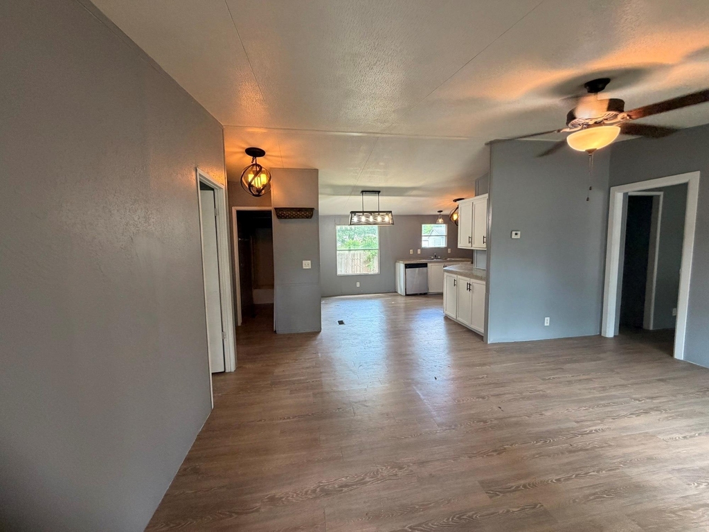 16443 Brittany Way - Photo 15