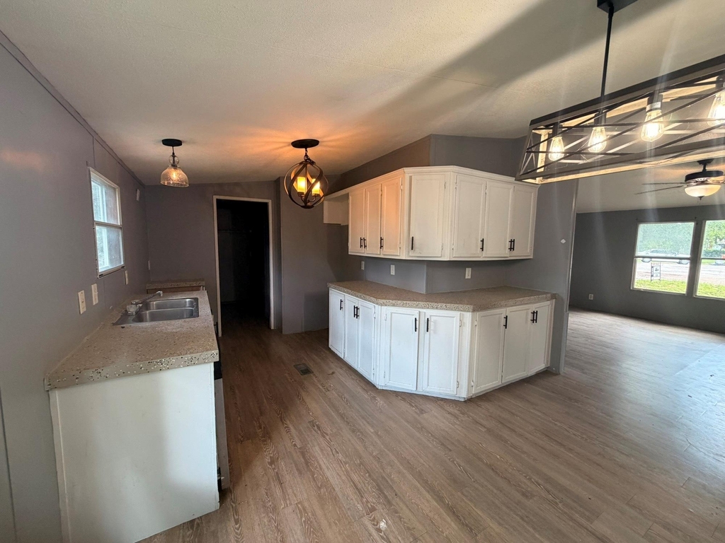 16443 Brittany Way - Photo 13
