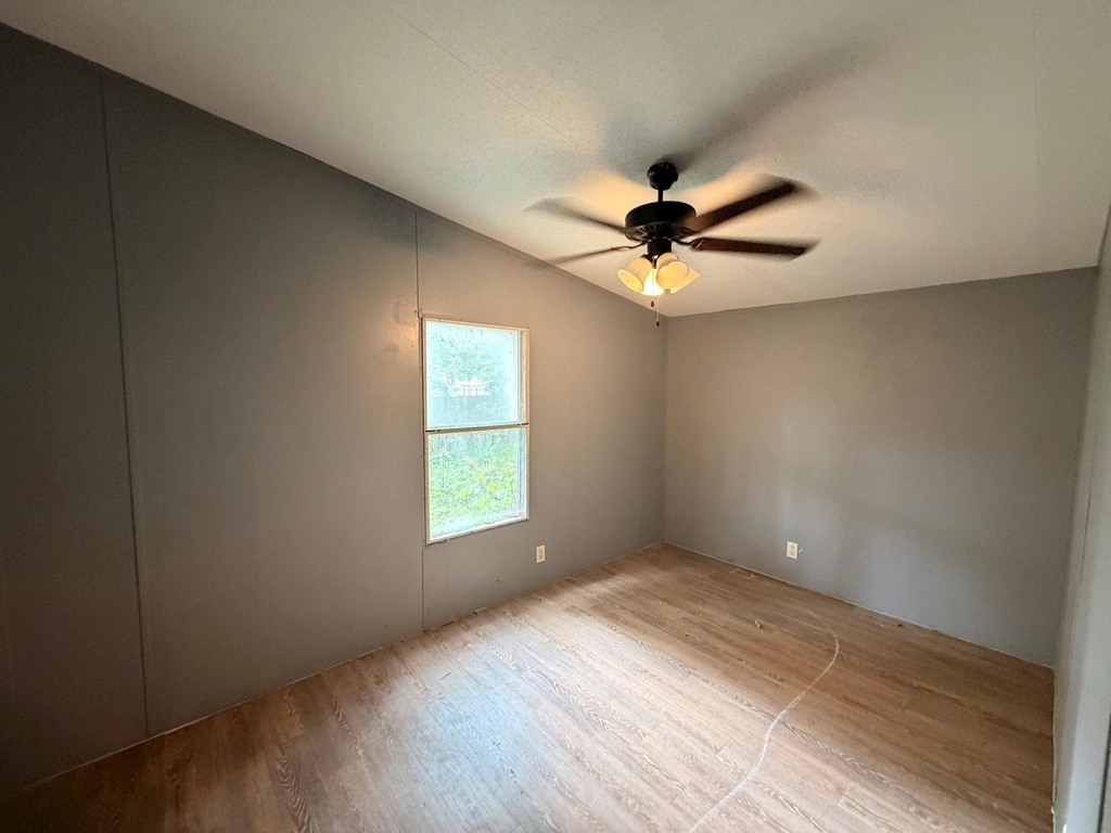 16443 Brittany Way - Photo 11
